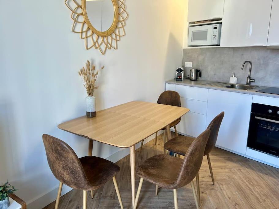 Soho - Le Corner Montpellier Apartment Bagian luar foto