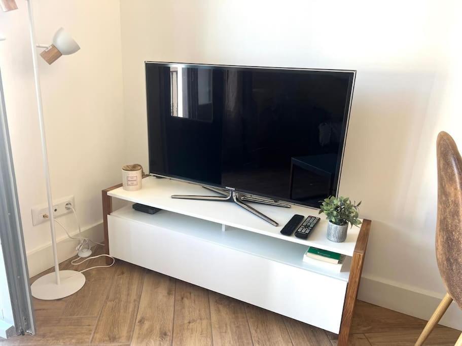 Soho - Le Corner Montpellier Apartment Bagian luar foto